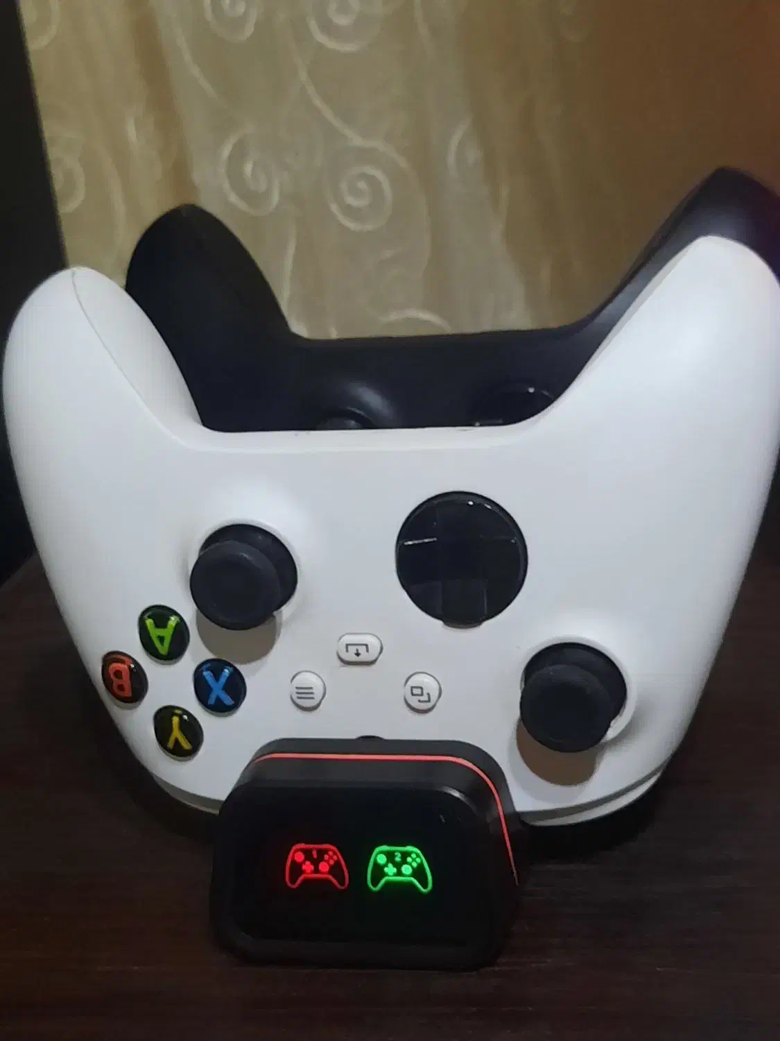 xbox ss به همراه دو دسته|کنسول، بازی ویدئویی و آنلاین|بندر انزلی, امامزاده|دیوار