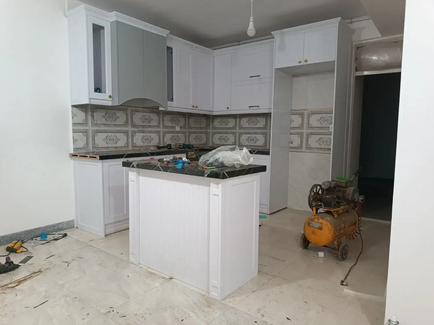 کابینت و کمد دیواری|خدمات پیشه و مهارت|کرج, کمالشهر|دیوار