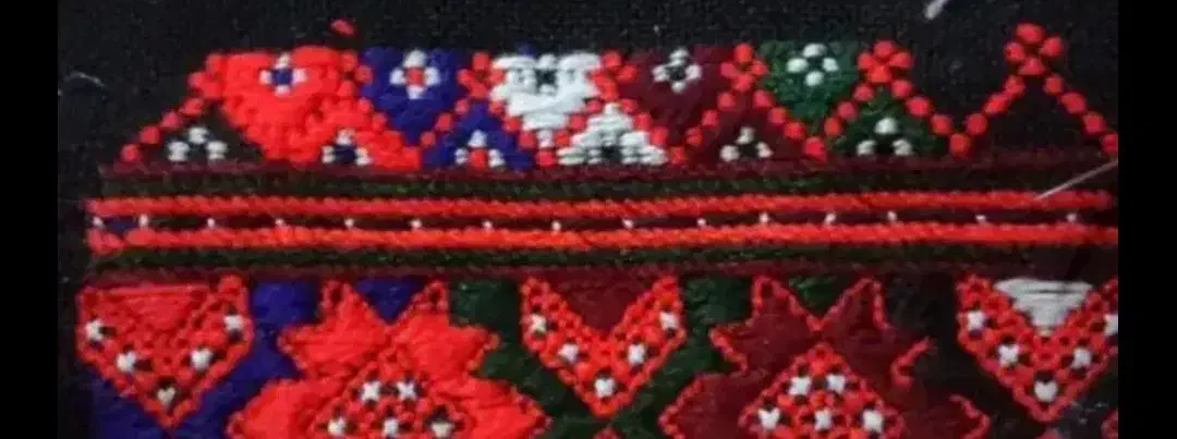 دوچگر هستم|لباس|خاش, |دیوار