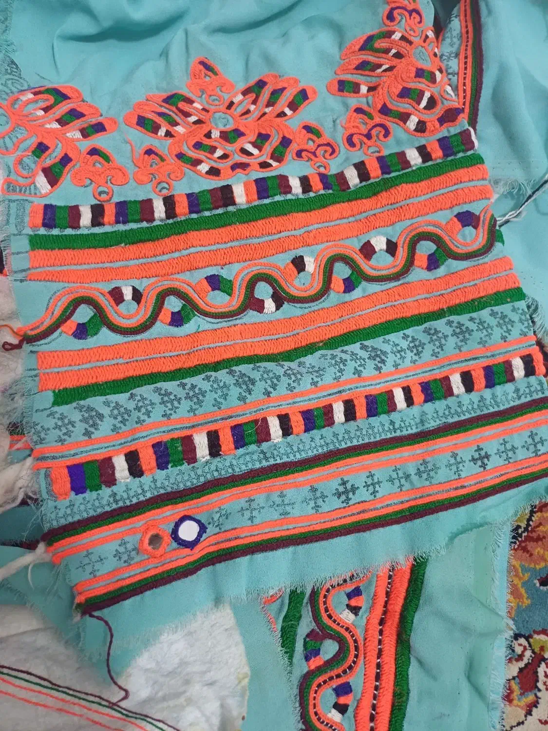 لباس نیم دوز دوخت قشنگ فروشی|لباس|ایرانشهر, |دیوار