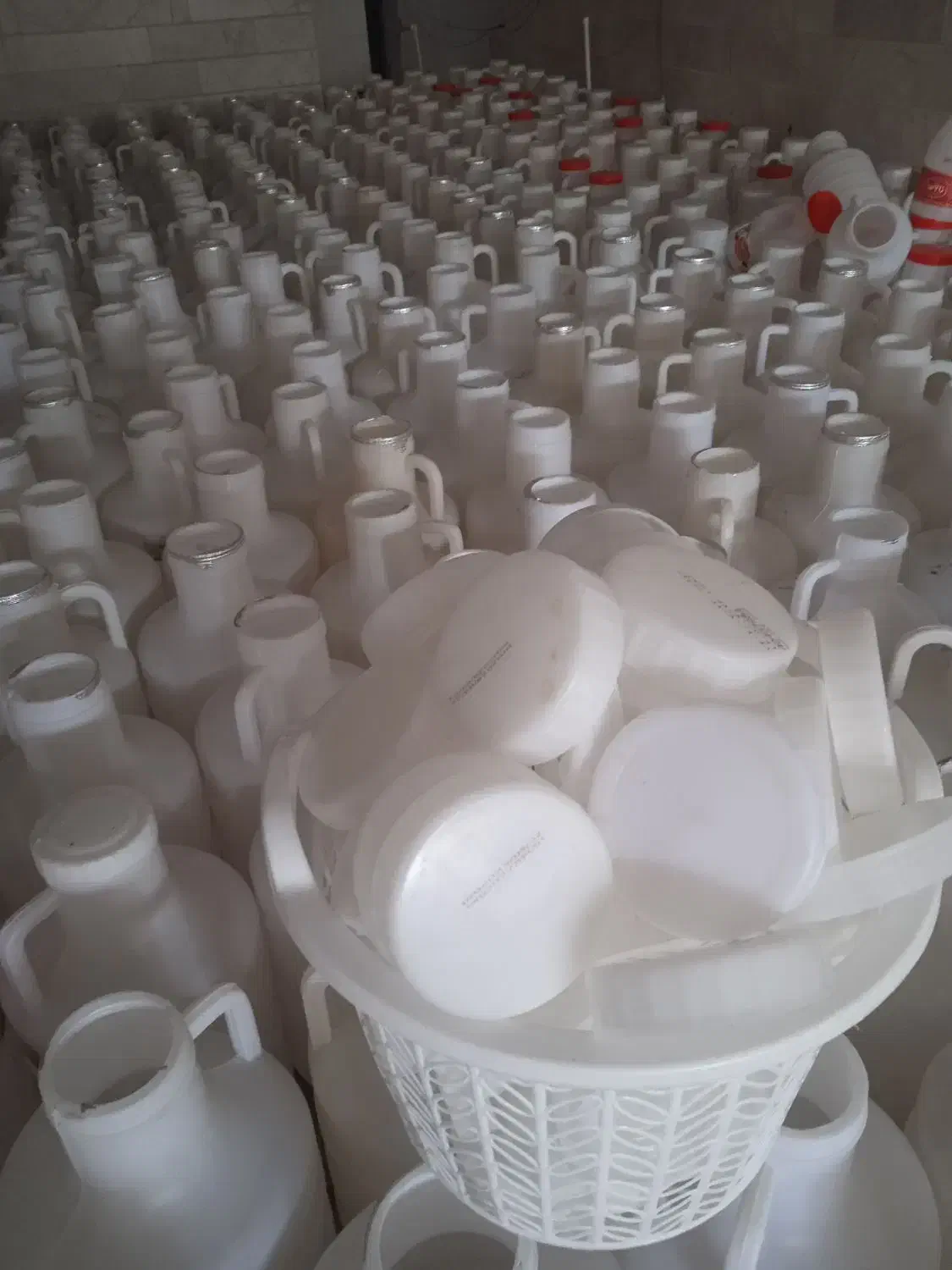 دبه ۱۵کیلویی صنعتی|ظروف نگهدارنده، پلاستیکی، یک‌بارمصرف|میبد, |دیوار