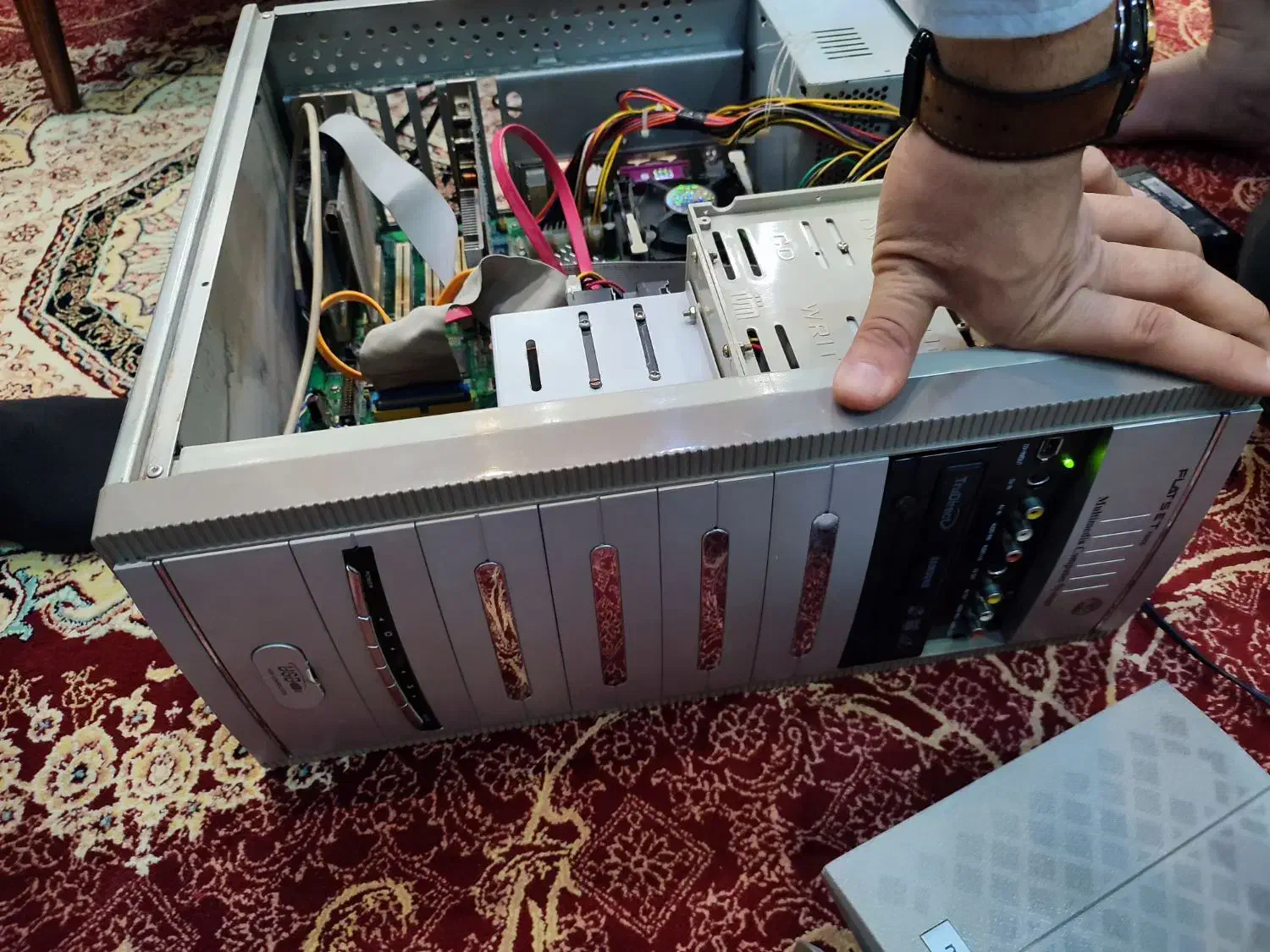 کامپیوتر کامل دارای کارت کپچر مانیتور و موس|رایانه رومیزی|تهران, صادقیه|دیوار