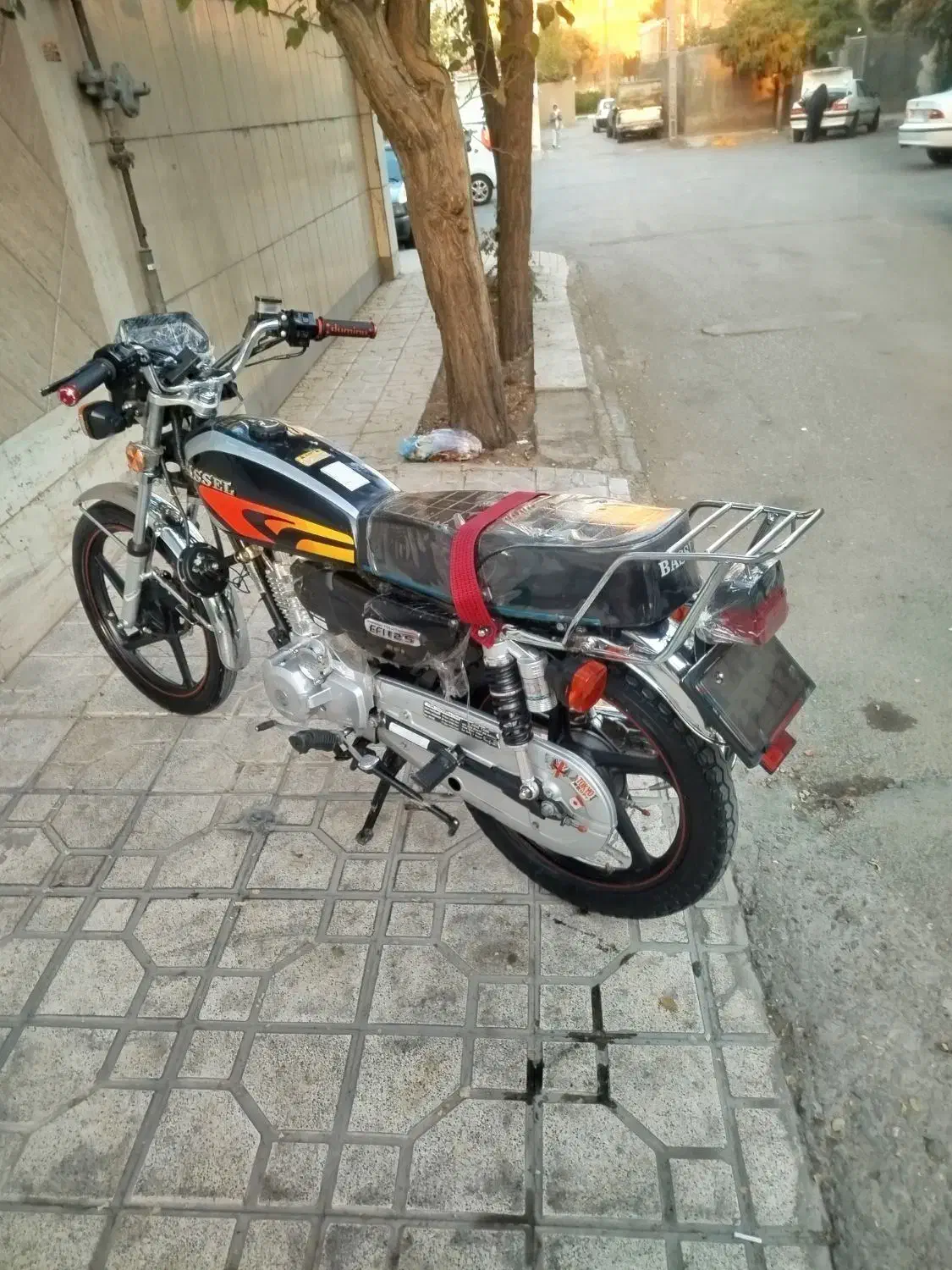 هندا 125 باسل|موتورسیکلت|مشهد, ولیعصر (شهرک غرب)|دیوار