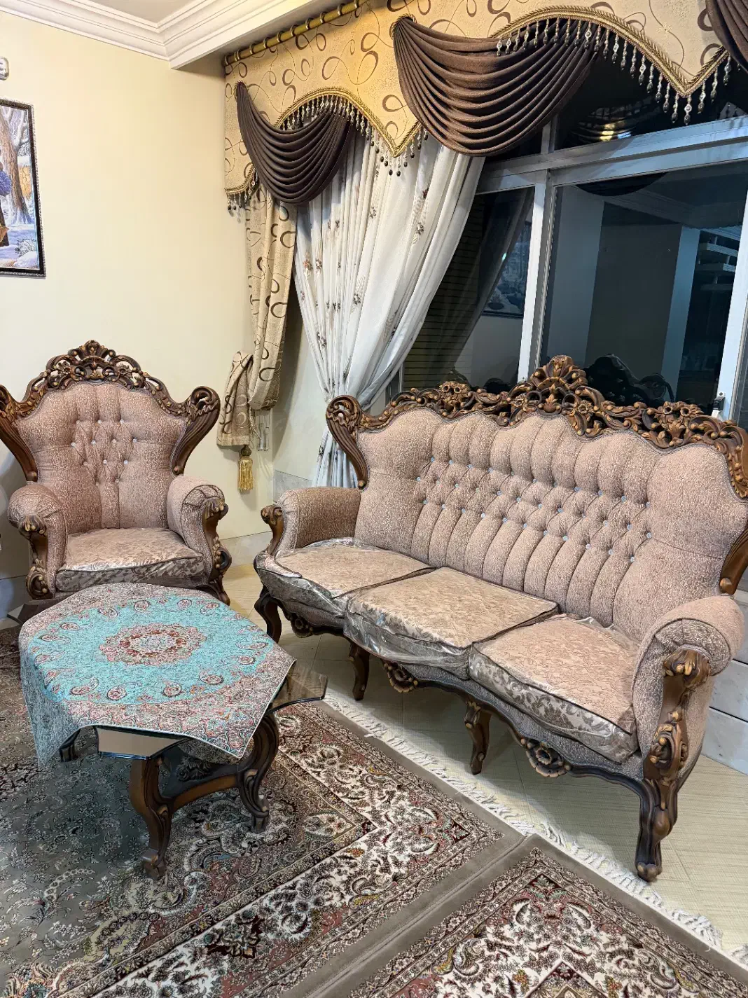 مبل سلطنتی در حد نو ۹ نفره|مبلمان خانگی و میز عسلی|مبارکه, |دیوار