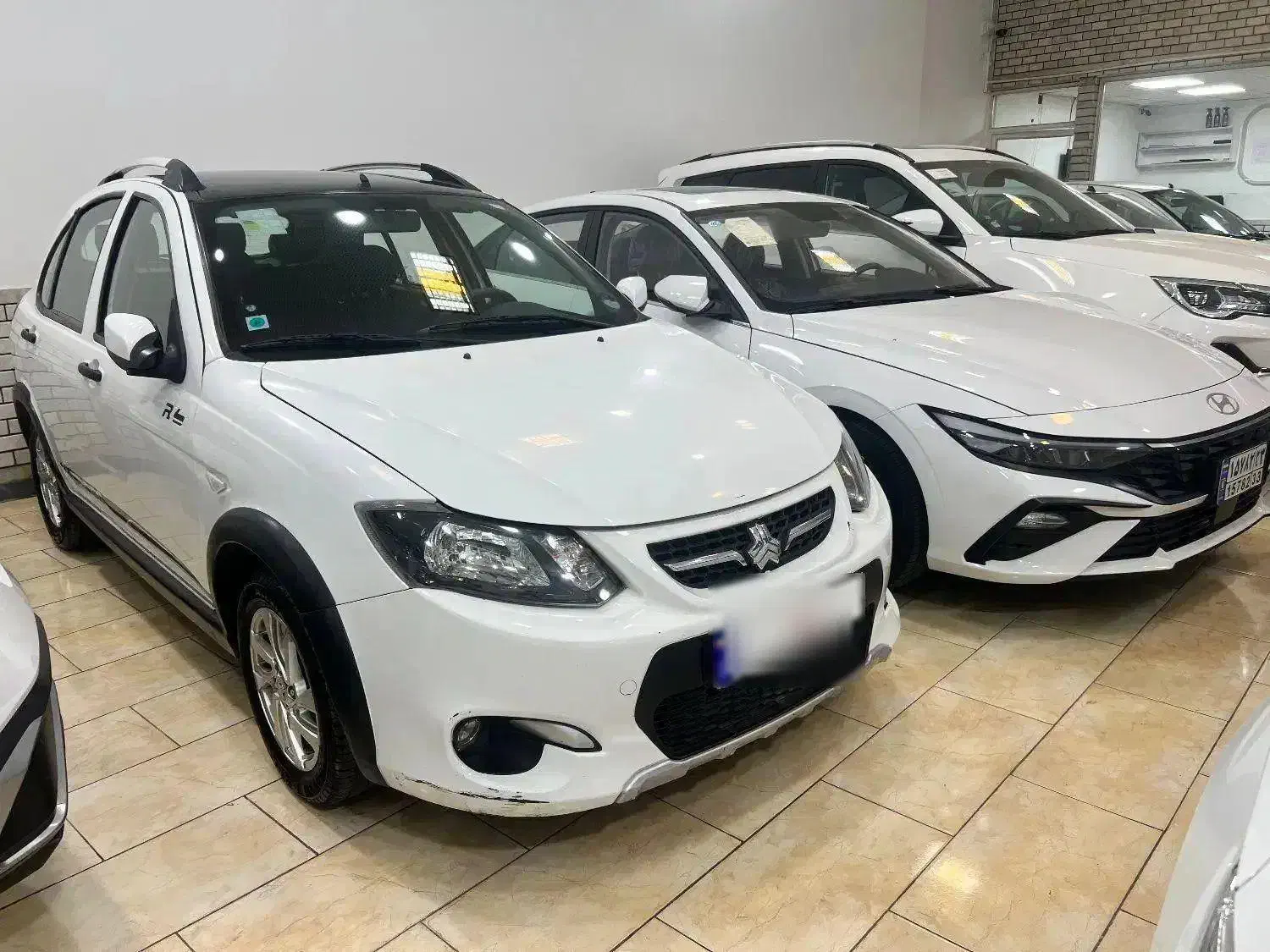 کوییک ار اس سفید مشکی(نمایندگی خرمی)|خودرو سواری و وانت|دزفول, |دیوار