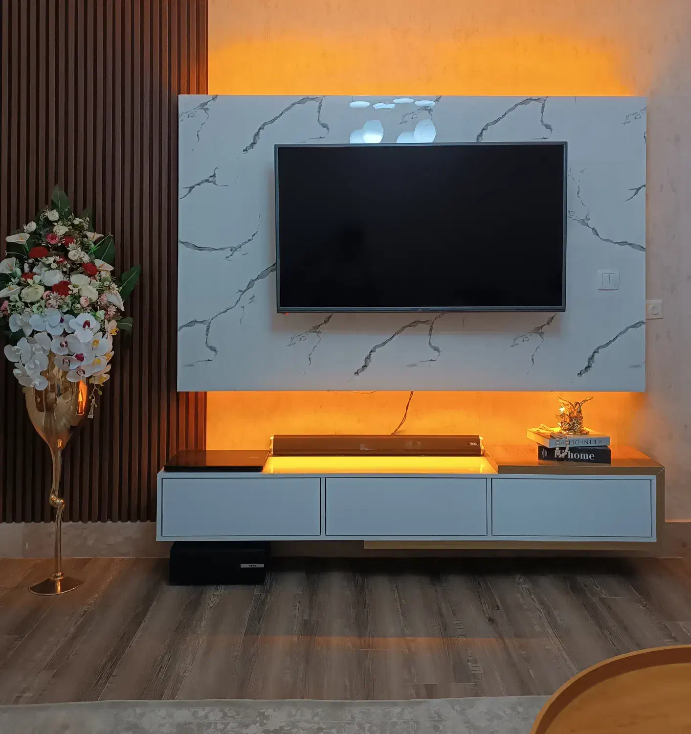 تلوزیون LED پنجاه اینچ لایف|تلویزیون و پروژکتور|خرمدره, |دیوار