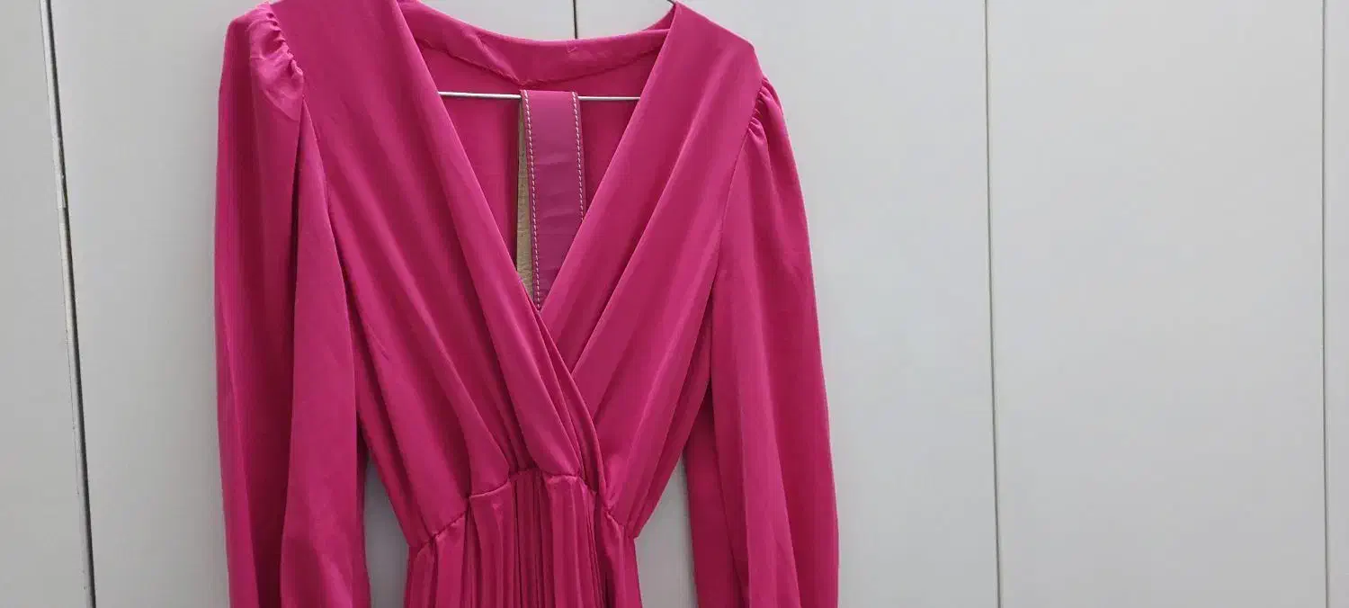 پیراهن مجلسی|لباس|مشهد, سجادیه|دیوار