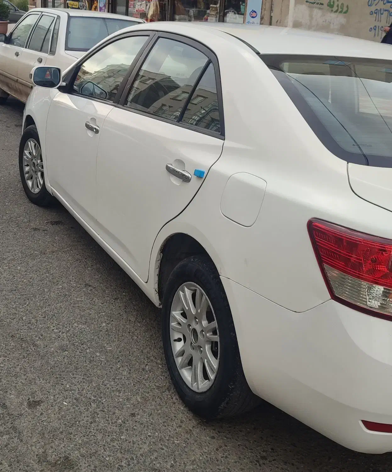 آریو مدل ۹۷ دنده ای|خودرو سواری و وانت|زنجان, |دیوار