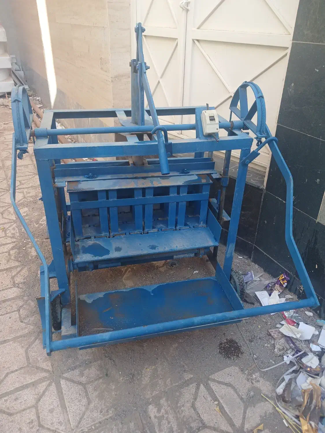 دستگاه بلوک ۴تایی ۳ سوراخ ۱۸سانت|ماشینآلات صنعتی|بیرجند, |دیوار