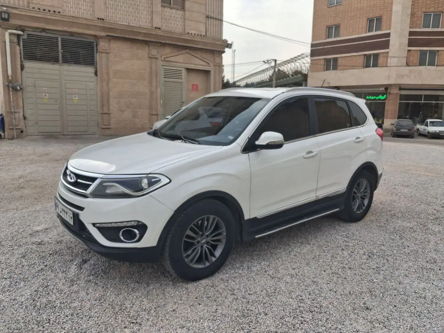 تیگو ۵ مدل ۱۳۹۶ بدون رنگ و تمیز . اکسلنت|خودرو سواری و وانت|اصفهان, عاشقآباد|دیوار