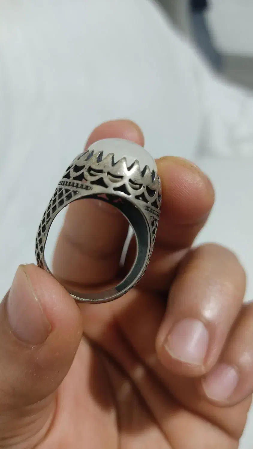 انگشتر نقره نگینش از سنگ داخل حرم امام حسین|کلکسیون اشیاء عتیقه|زیرآب, |دیوار