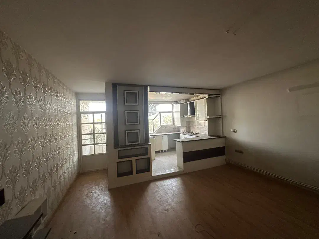 معاوضه آپارتمان 65متری شهریار کرج،با ملک  نهاوند|فروش آپارتمان|نهاوند, |دیوار