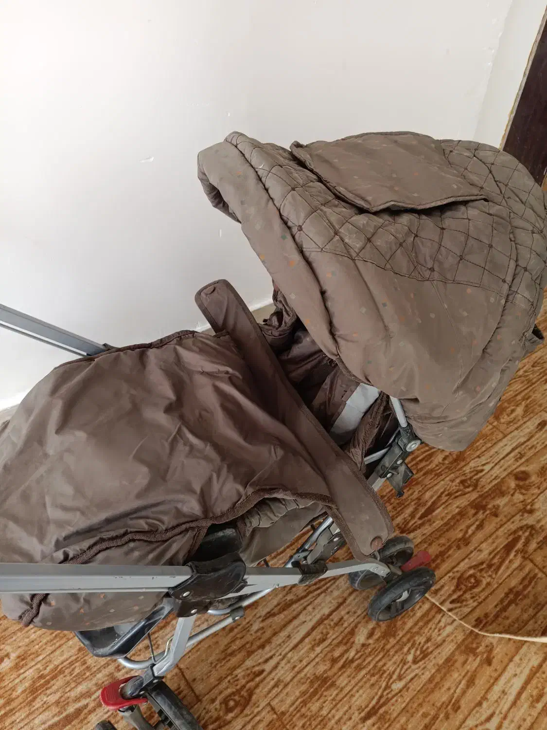 کالسکه دلیجان|کالسکه و لوازم جانبی|پیشوا, |دیوار