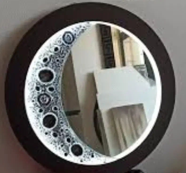 اینه ماه|آینه|سبزوار, چهارراه فرودگاه|دیوار