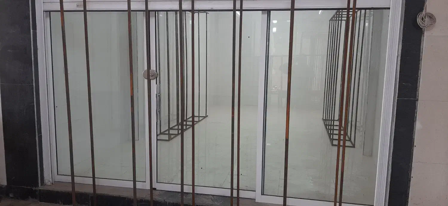 اجاره مغازه ۲۸ م تجاری در مرکز بازار خشکباری|اجارهٔ مغازه و غرفه|بندر گناوه, |دیوار