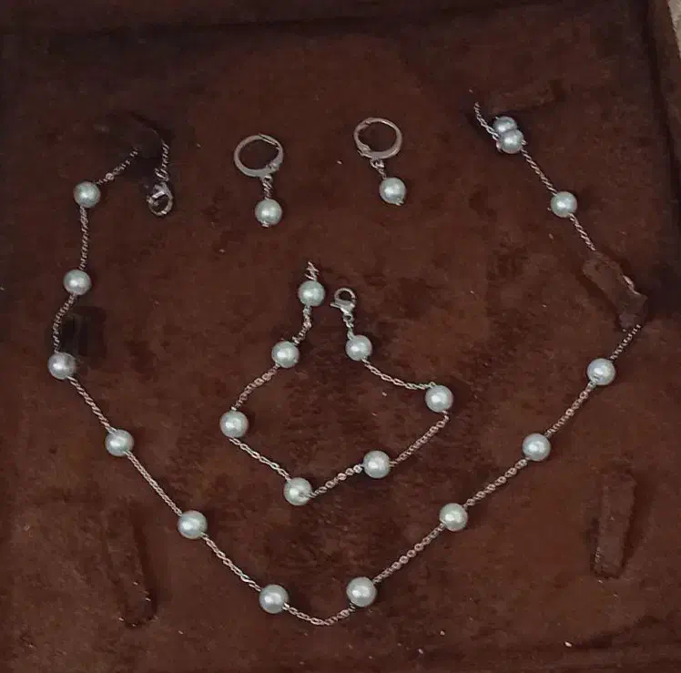 سرویس مرواریدی|بدلیجات|قم, علی آباد سعدگان|دیوار