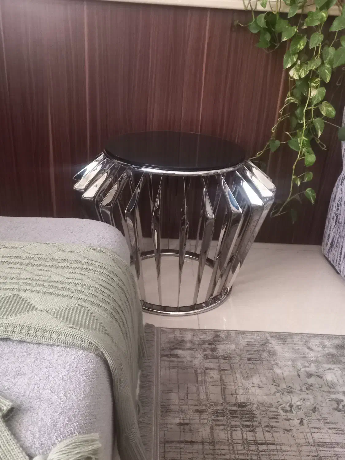 ست جلو مبلی نیست در بازار درجه یک|مبلمان خانگی و میز عسلی|اسلامشهر, شهرک توحید|دیوار