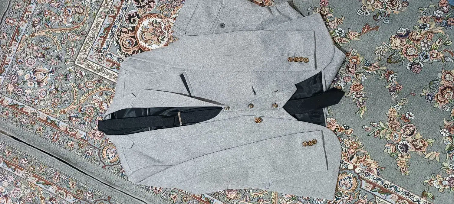 کت وشلوار|لباس|پاکدشت, حصار امیر|دیوار