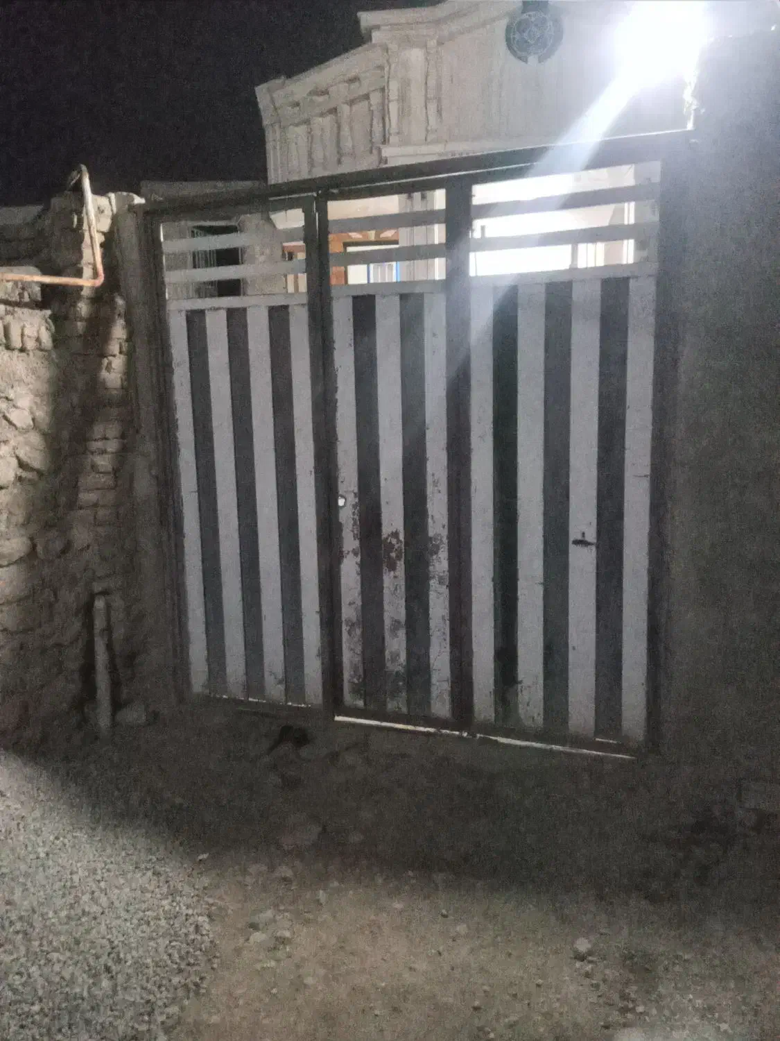 درب دست دوم ۲.۵ در ۲.۷۰|مصالح و تجهیزات ساختمان|خاوه, |دیوار