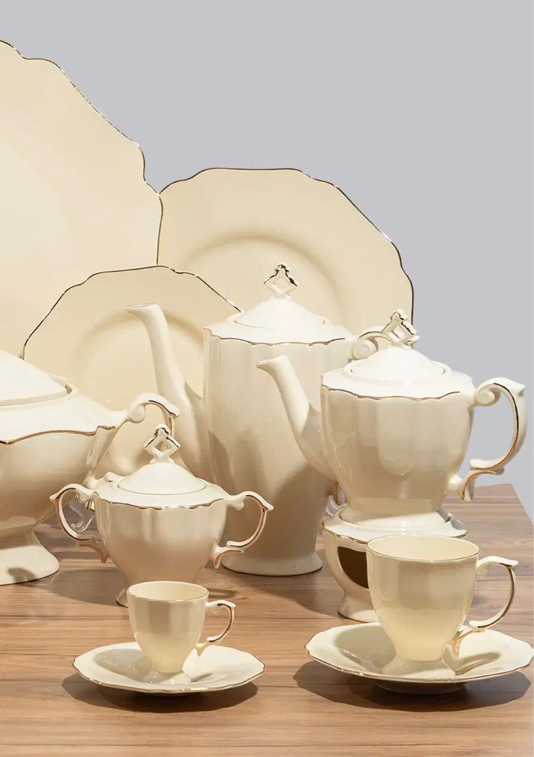 سرویس چینی ۱۸ نفره الیزابت پرو|ظروف سرو و پذیرایی|کرج, عظیمیه|دیوار