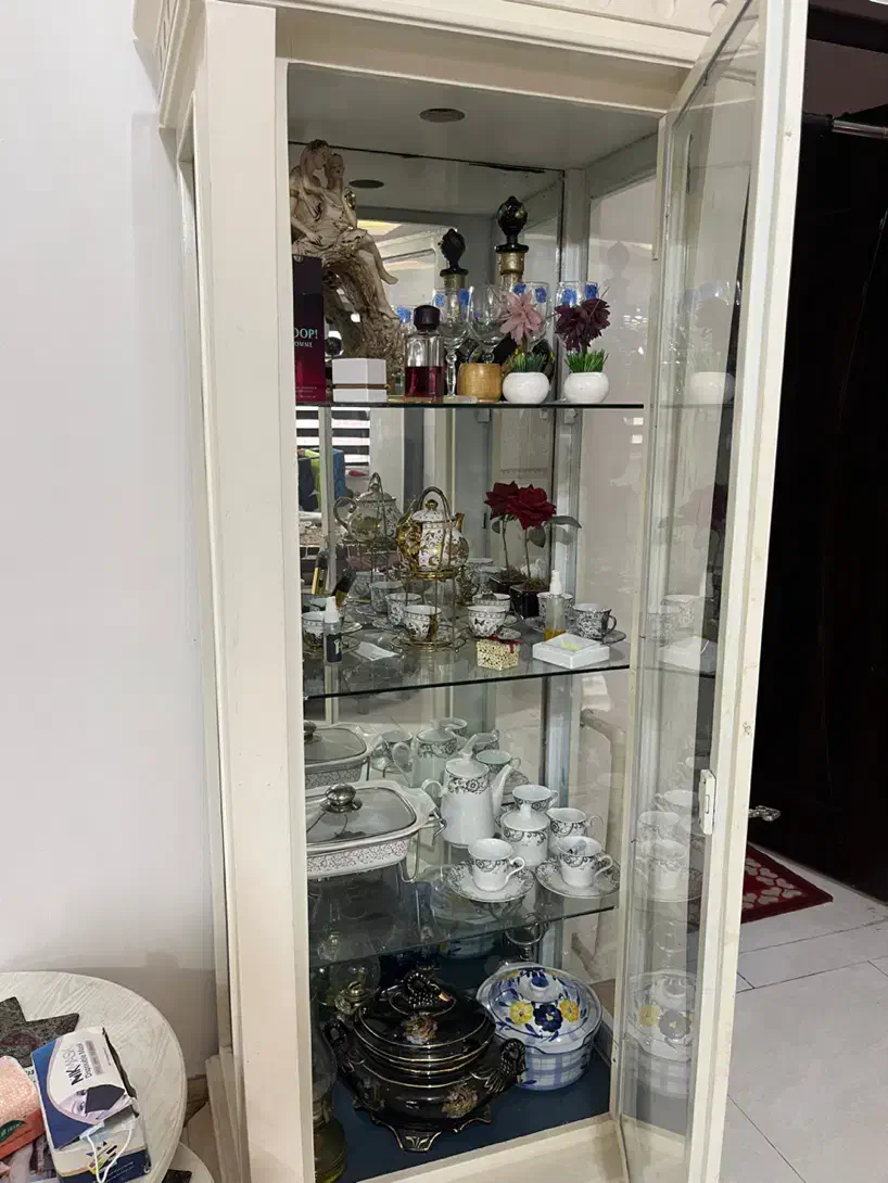 ویتیرین سفید شیری رنگ|بوفه، ویترین، کنسول|رشت, دیانتی|دیوار