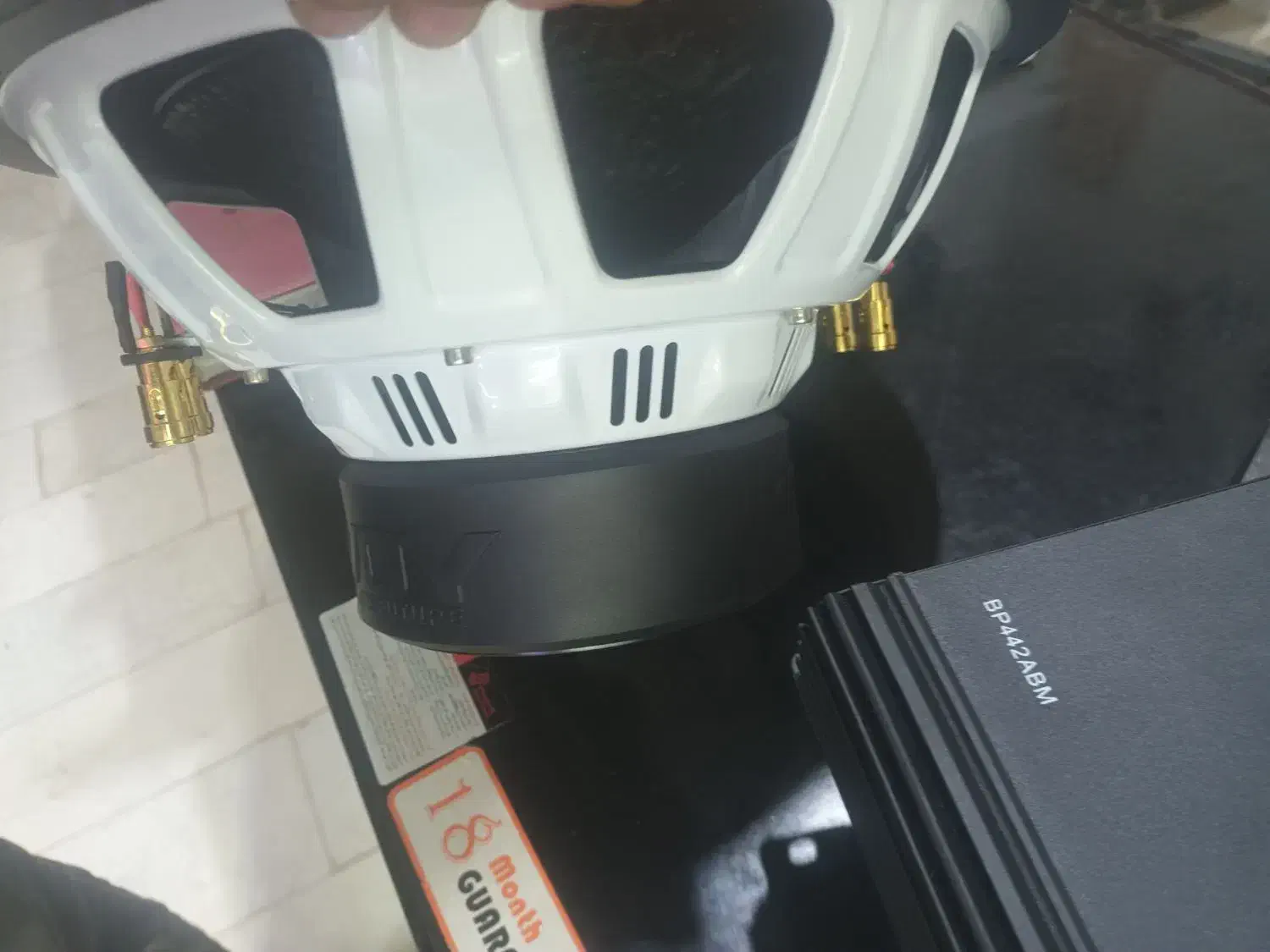 ساب|صوتی و تصویری|تاکستان, |دیوار