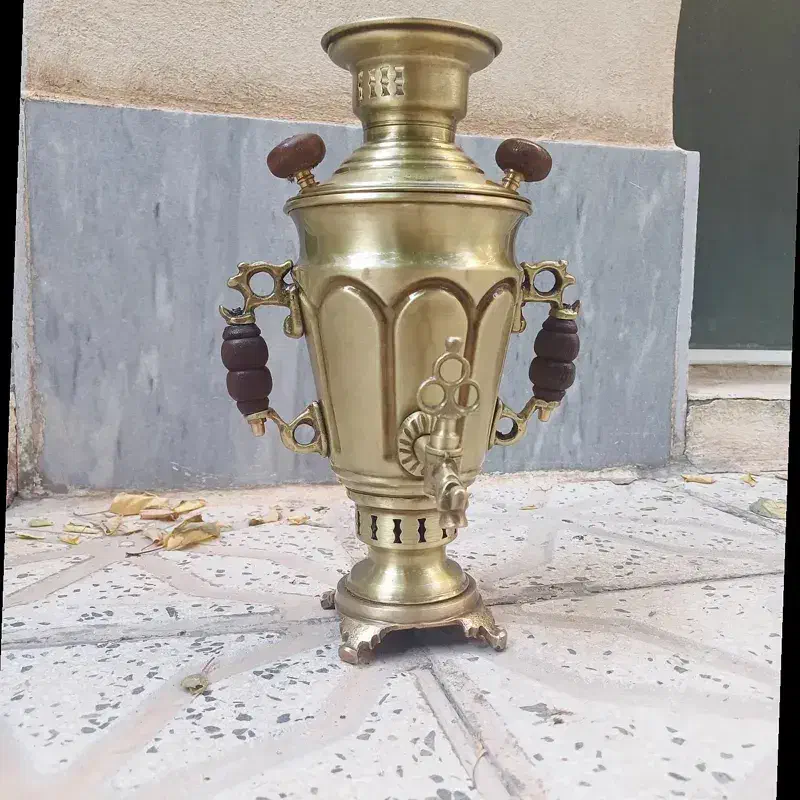 کلکسیون|کلکسیون اشیاء عتیقه|فردیس, نسترن شرقی|دیوار