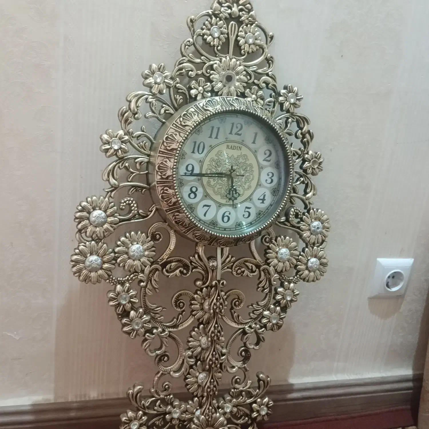 ساعت دیواری وقالپاق ماشین پراید|ساعت دیواری و تزئینی|اردبیل, |دیوار