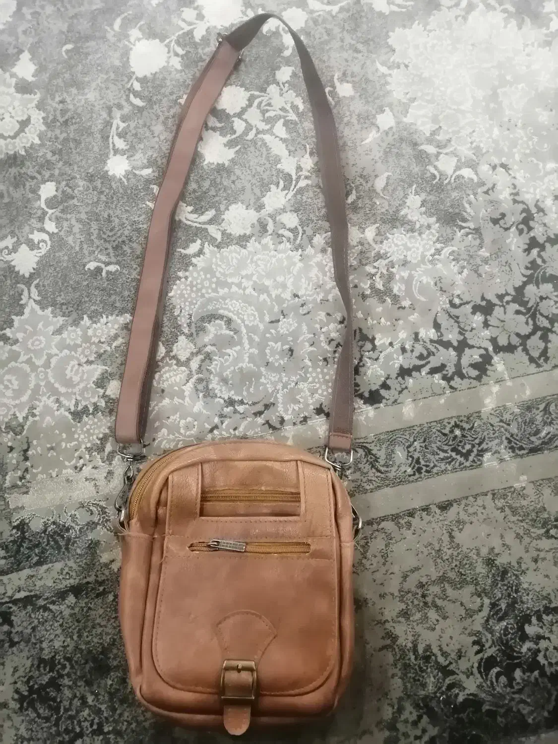 کیف دوشی|کیف، کفش، کمربند|سبزوار, مدرس|دیوار