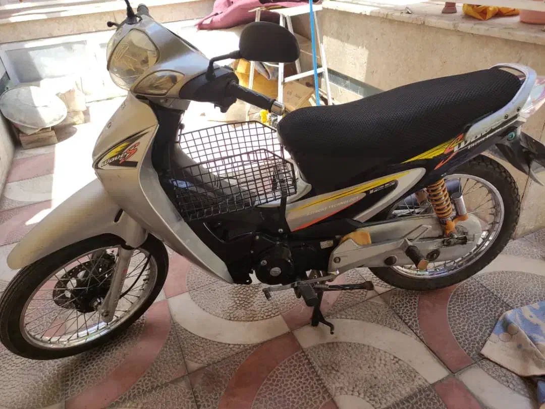 موتور بیکلاچ نامی|موتورسیکلت|کرمان, |دیوار