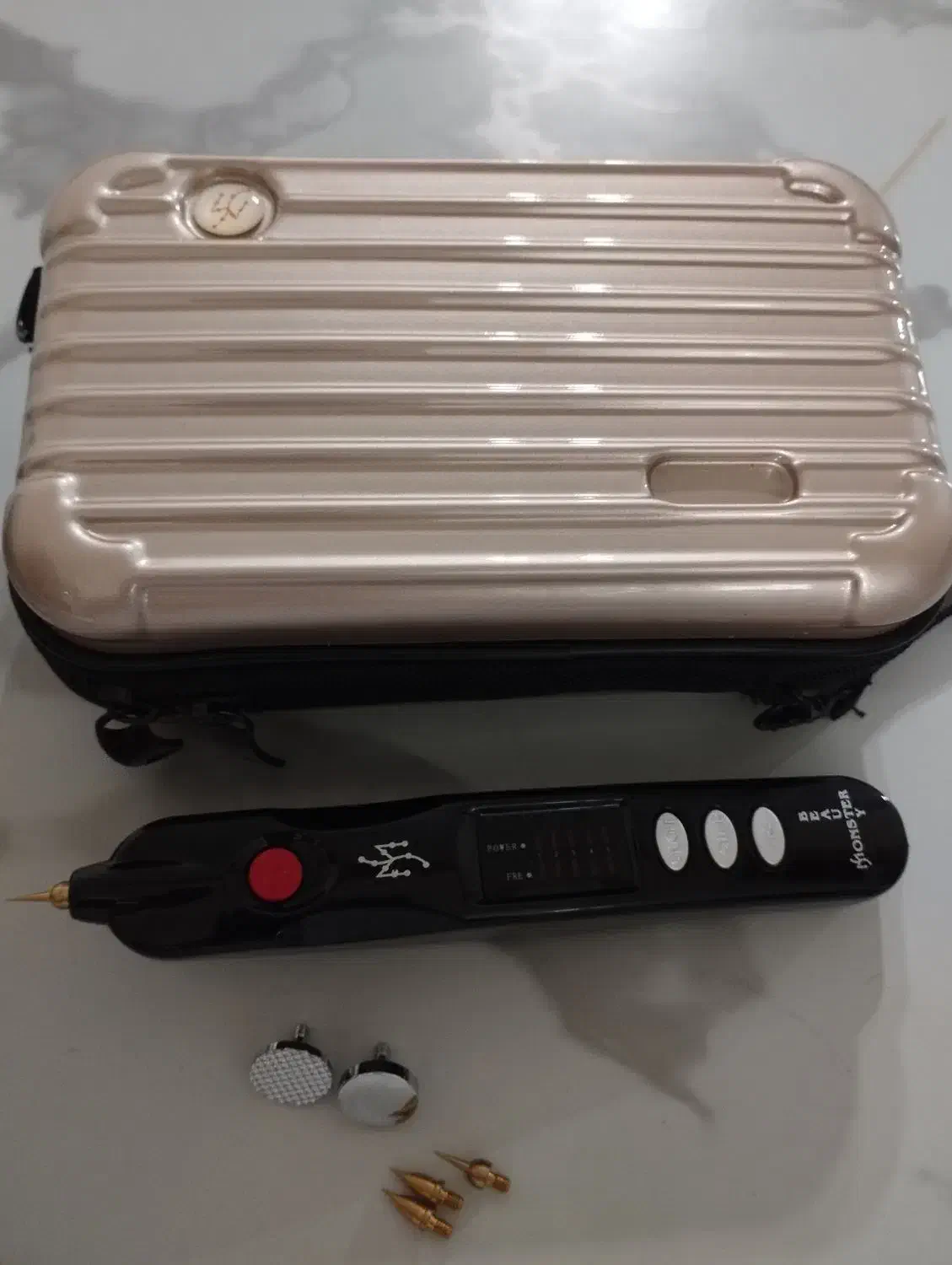 بیوتی پن مانستر برند هایکو|آرایشی، بهداشتی، درمانی|شبستر, |دیوار