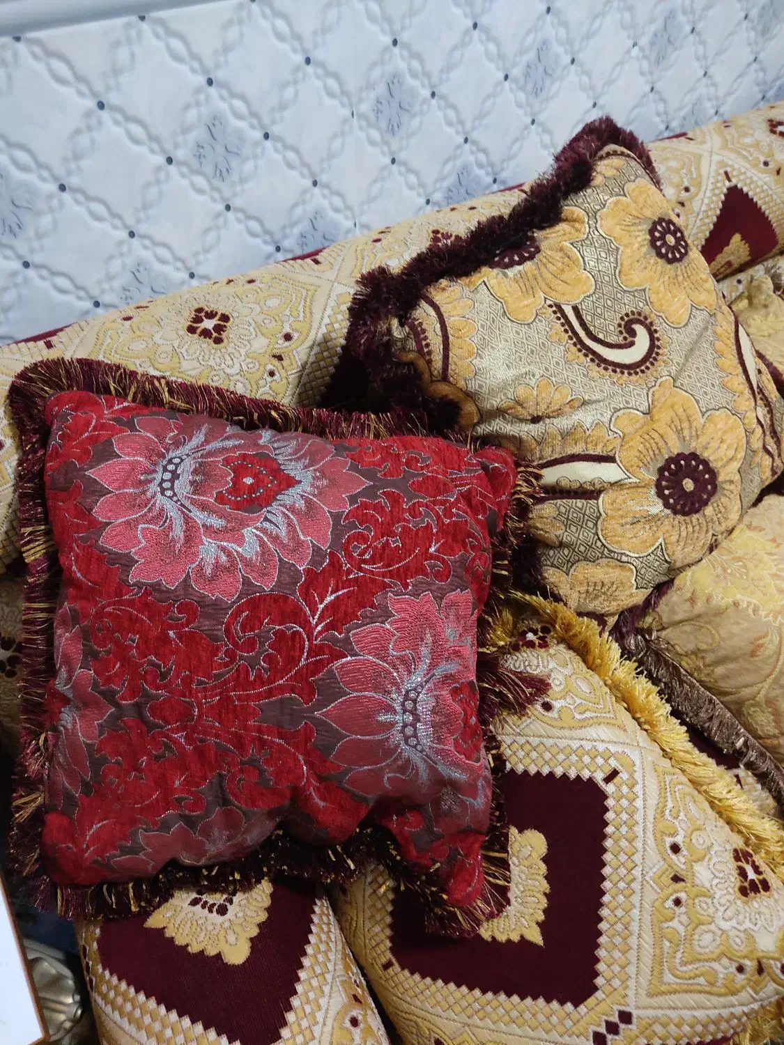 کوسن نو نو|پشتی|شادگان, |دیوار