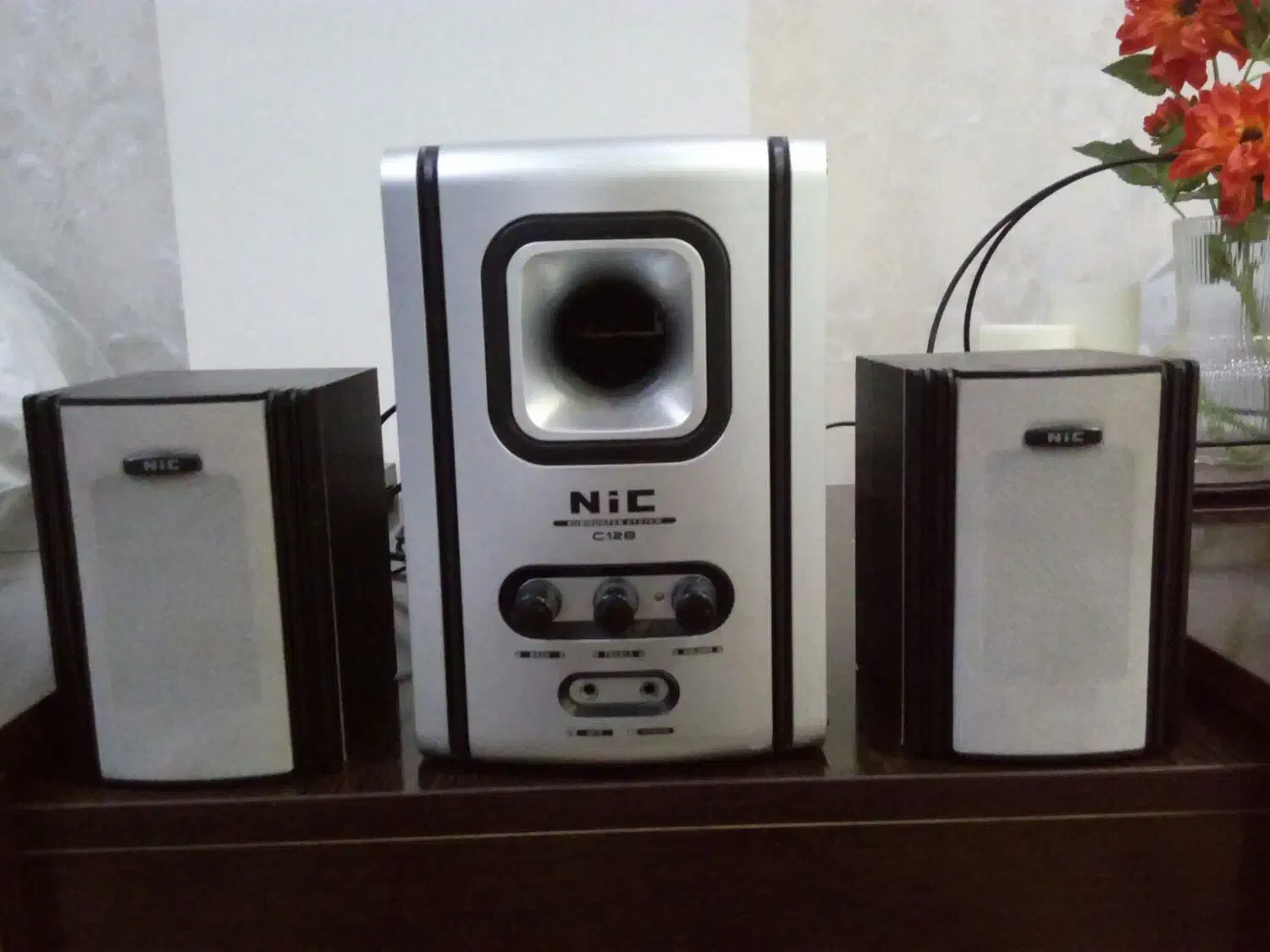 اسپیکر 3تیکه. سالم و درحدنو|قطعات و لوازم جانبی رایانه|رشت, رودباری|دیوار