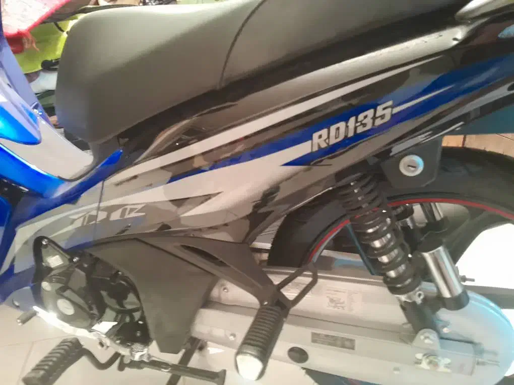 فروش نقدواقساط موتورسحر۱۳۵ مدل ۴۰۳خشک|موتورسیکلت|اصفهان, بهارستان|دیوار