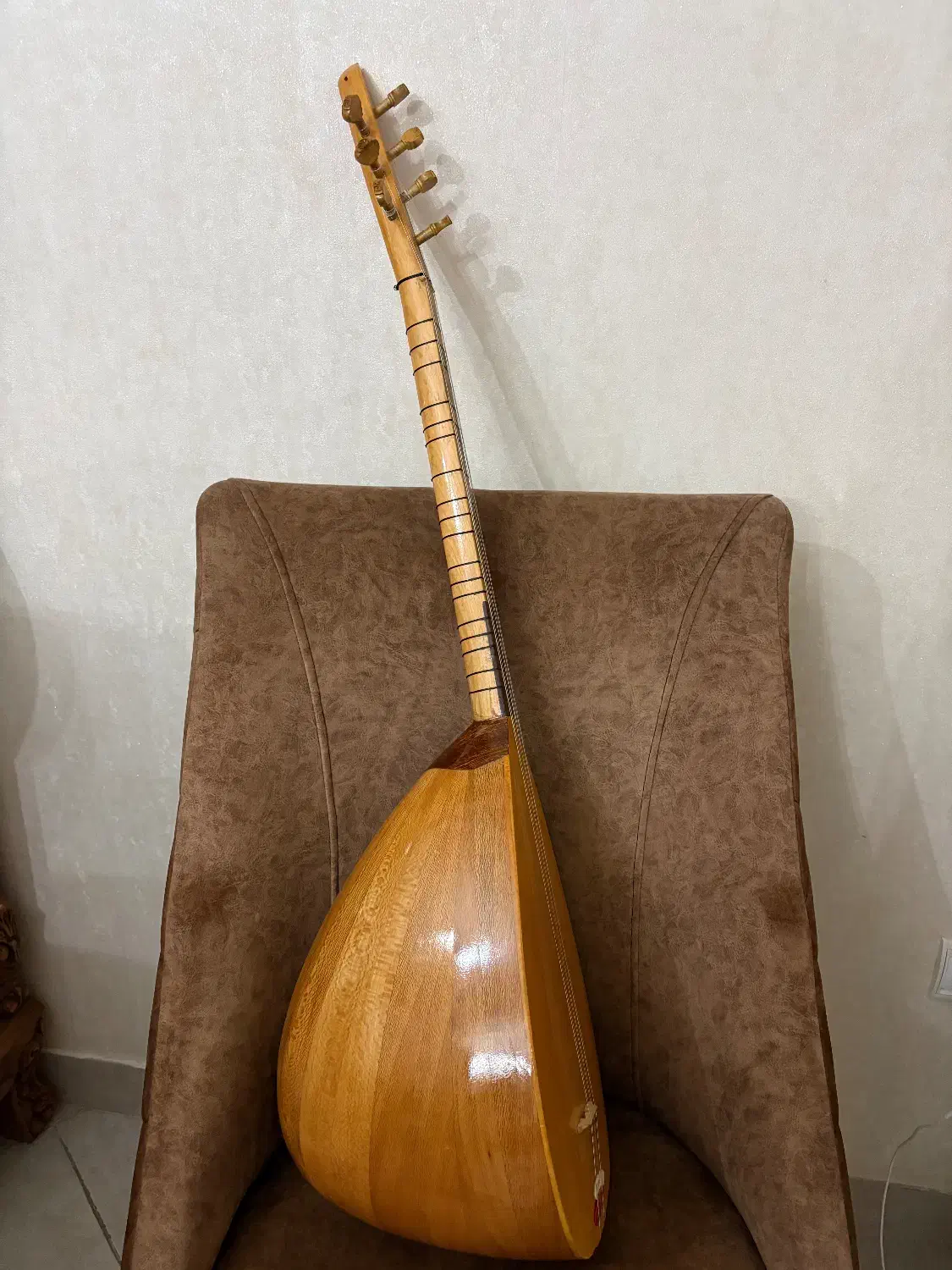 باغلاما قیسا ساپ(دسته کوتاه)|سازهای سنتی|تبریز, |دیوار