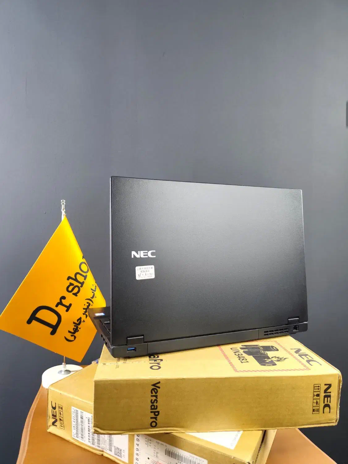 لـ.پتاپ 15.6 اینچی /کارتن دار|رایانه همراه|ابریشم, |دیوار