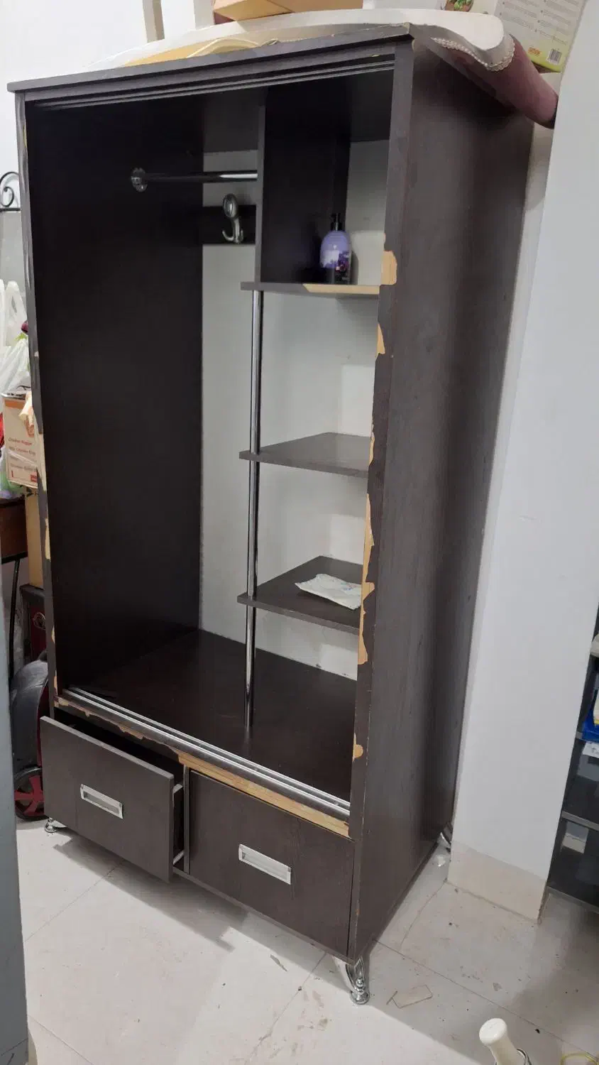 کمد لباس|جاکفشی، کمد، دراور|شیراز, فرهنگ شهر|دیوار