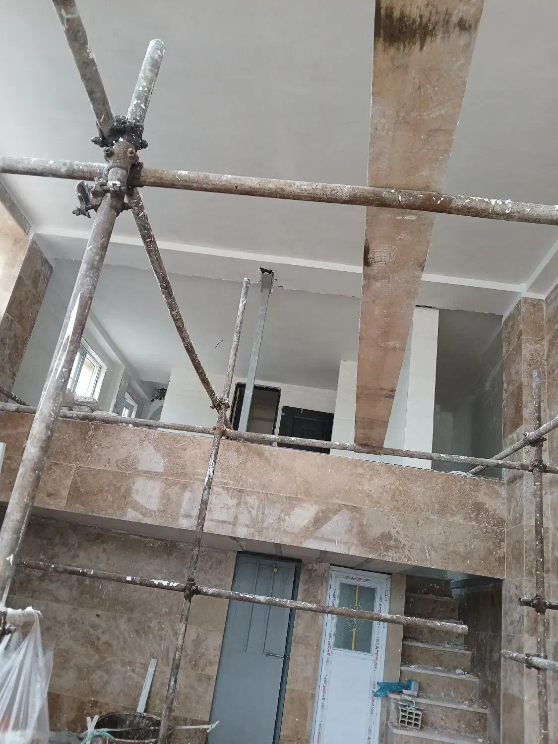 گچکاری خورده کاری سفیدکاری بازسازی|خدمات پیشه و مهارت|رشت, کوی فکوری|دیوار