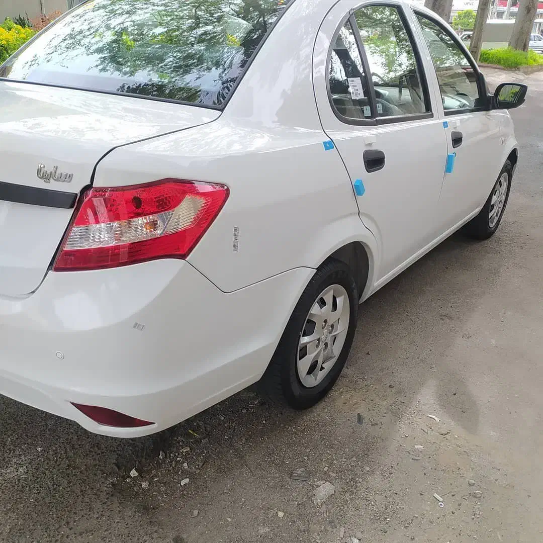 ساینا بدون رنگ بدون ترک|خودرو سواری و وانت|رشت, شهرک شهید مفتح|دیوار