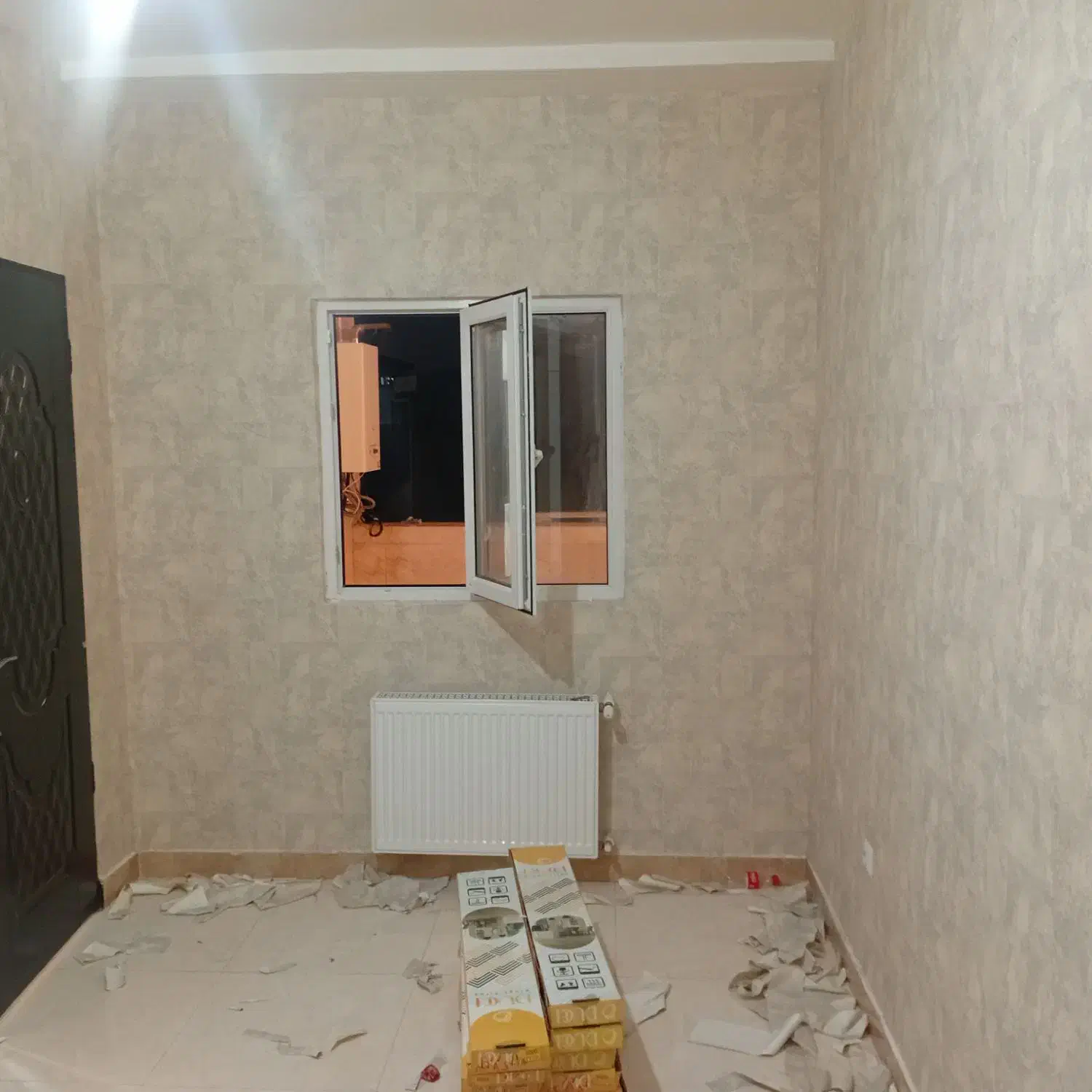 نصب کاغذ دیواری|خدمات پیشه و مهارت|رشت, منظریه|دیوار