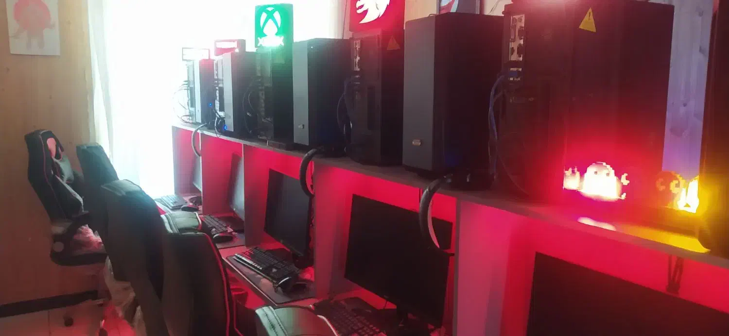 کامپیوتر گیمینگ ۱۰عدد با میز و صندلی|رایانه رومیزی|شیراز, معالی‌آباد|دیوار