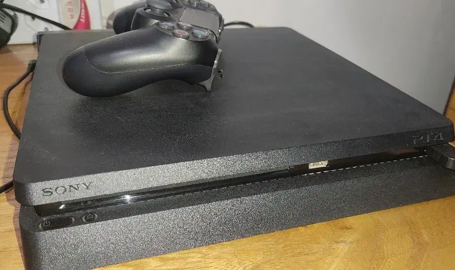 ps4 slim 1Tb|کنسول، بازی ویدئویی و آنلاین|قرچک, مهدیه|دیوار