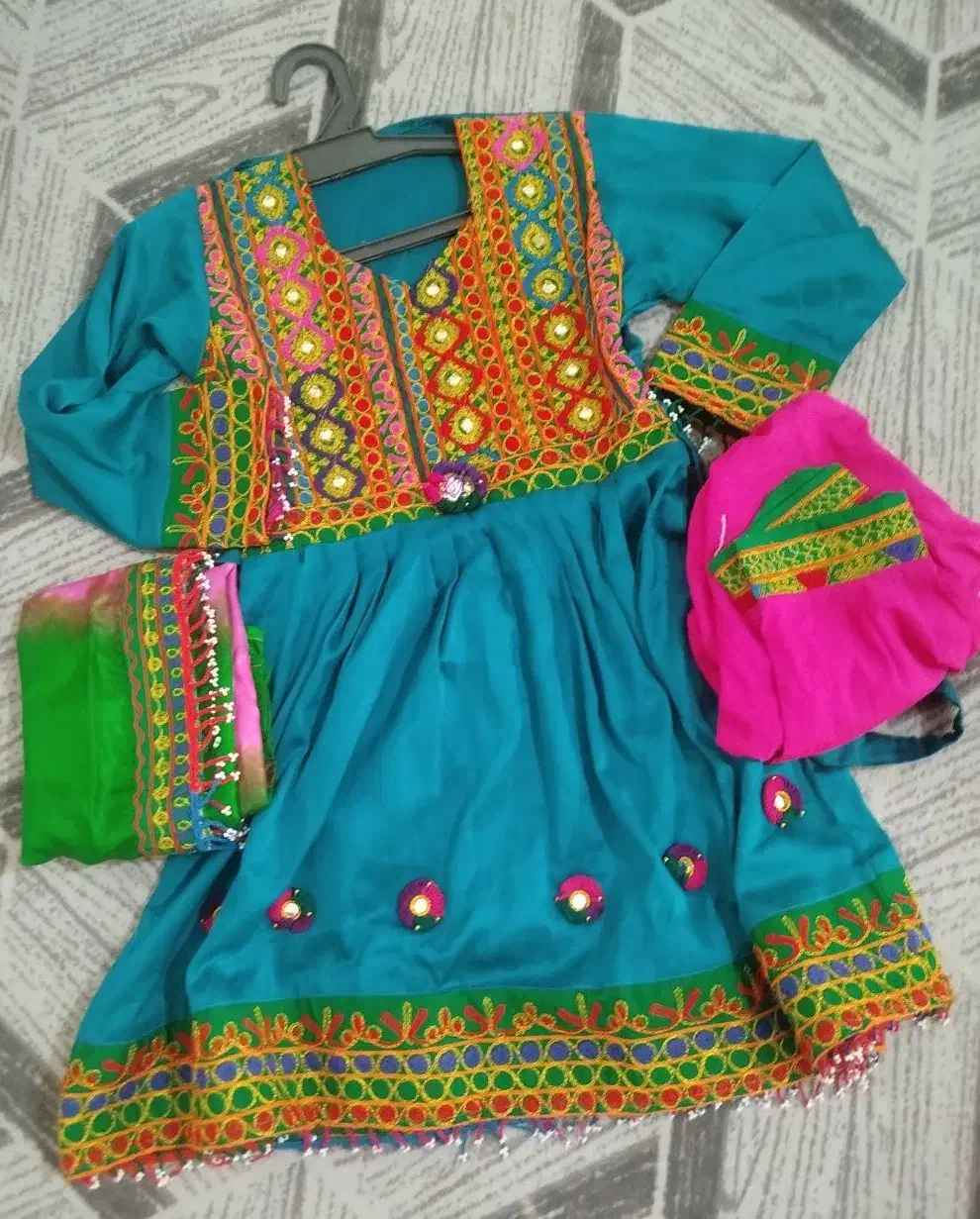 لباس محلی افغانستان|لباس|قرچک, مهدیه|دیوار