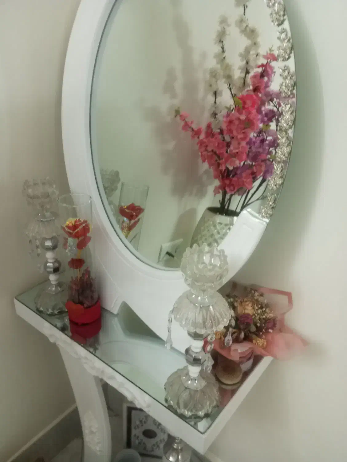 آیینه شمعدان|مبلمان خانگی و میز عسلی|قم, شاه سید علی|دیوار