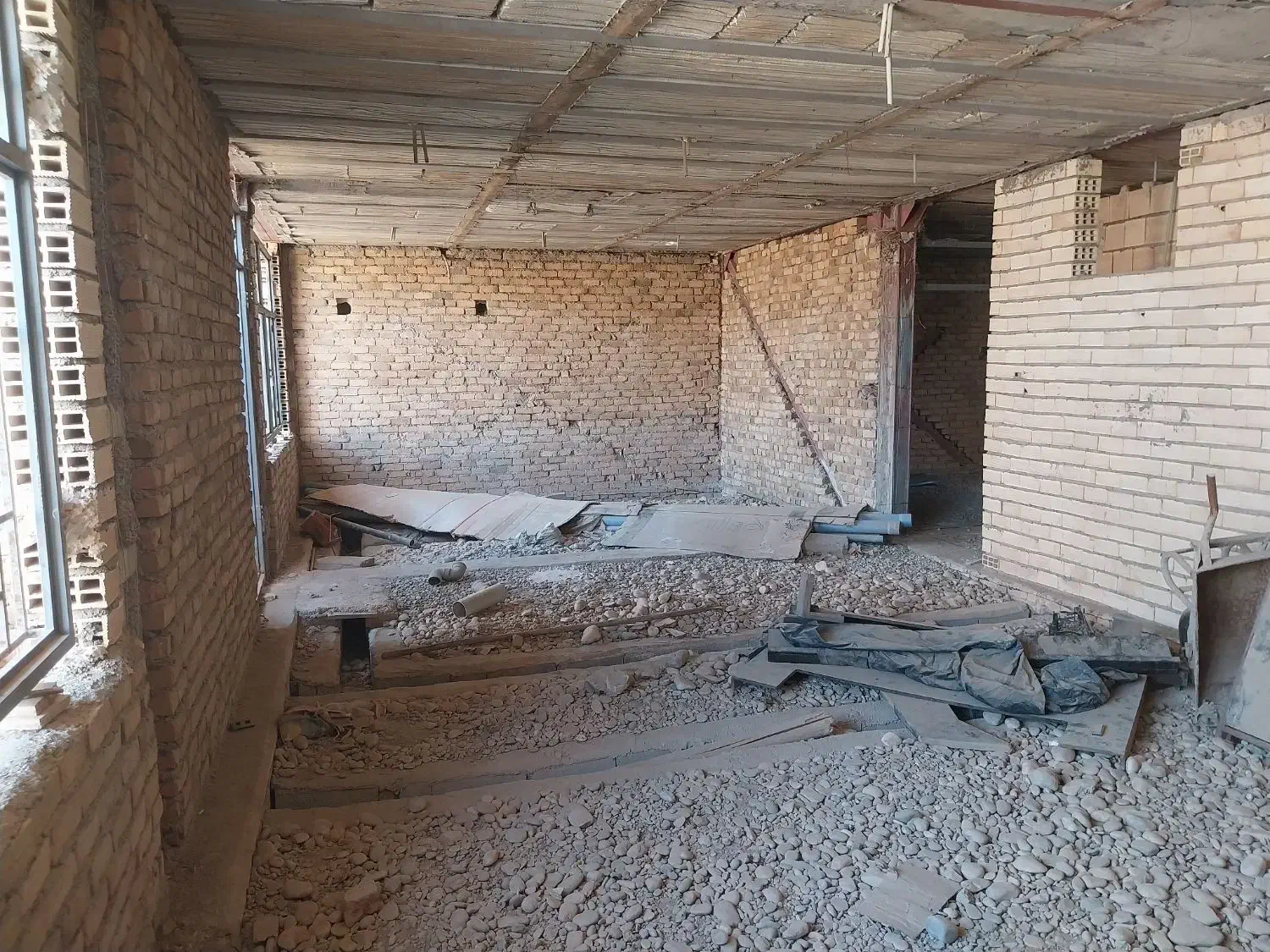 فروش منزل مسکونی نیمه ساز در حال ساخت دره شهر|فروش خانه و ویلا|دره شهر, |دیوار