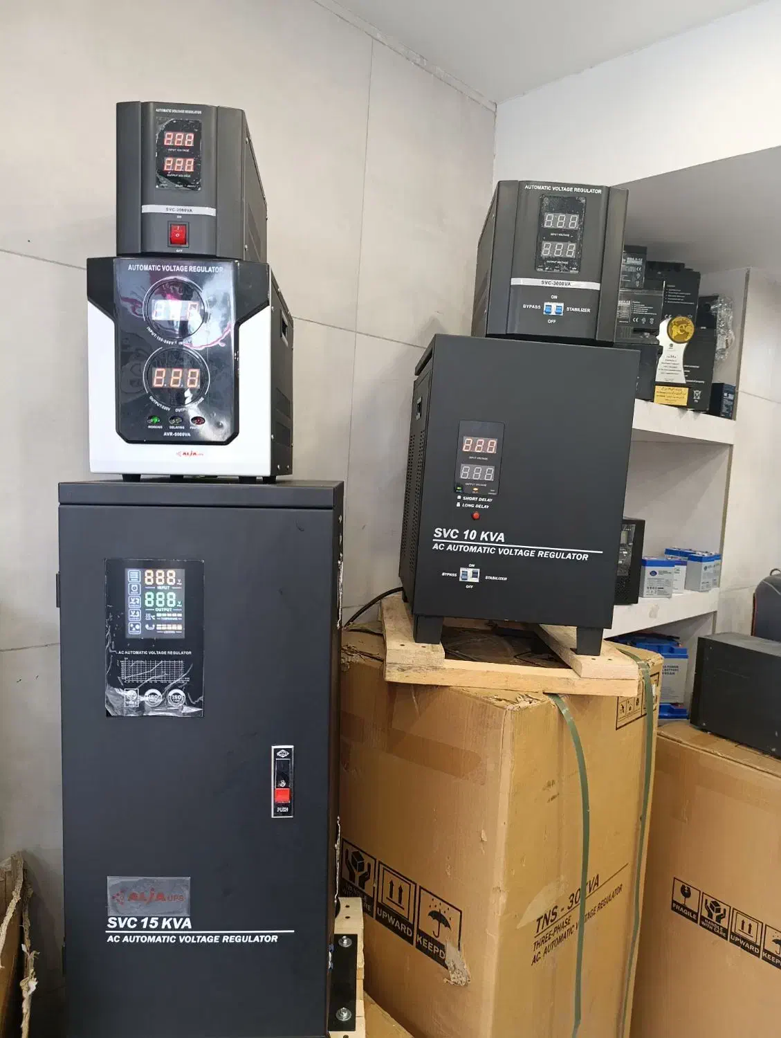 استابلایزر مناسب تجهیزات پزشکی و صنعتی|قطعات و لوازم جانبی رایانه|شیراز, وصال|دیوار