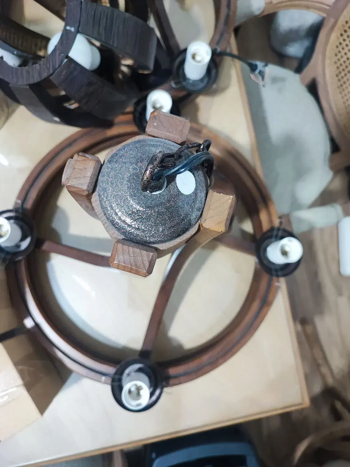 لوستر در حد نو|لوستر و چراغ آویز|تهران, ابوذر|دیوار