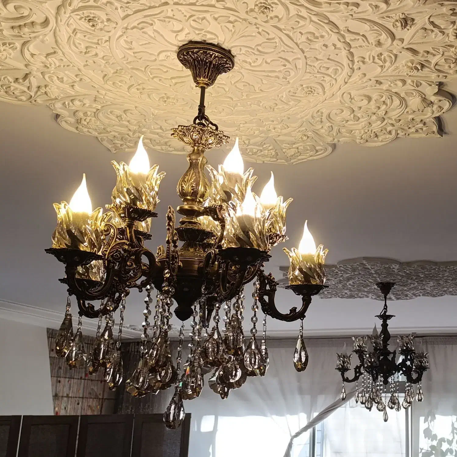 لوستر|لوستر و چراغ آویز|اصفهان, آفاران|دیوار