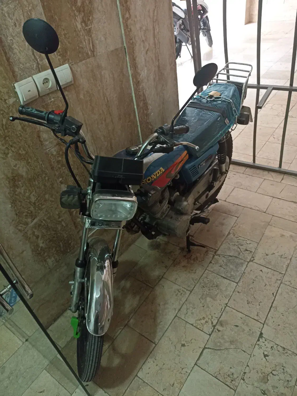 هندا ۱۲۵ پرواز|موتورسیکلت|تهران, بنی‌هاشم|دیوار