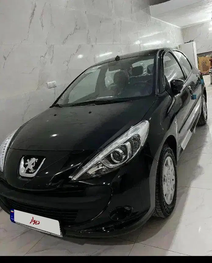 پژو 207 دنده ای TU5، کاملا صفر ، سقف فلز، مشکی1404|خودرو سواری و وانت|تهران, شهرک چیتگر|دیوار